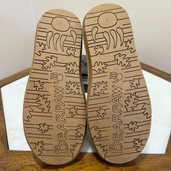 NIB BearPaw Women's Brown Suede Boots with Faux Fur Accent POMPOM - Picture 6 of 6